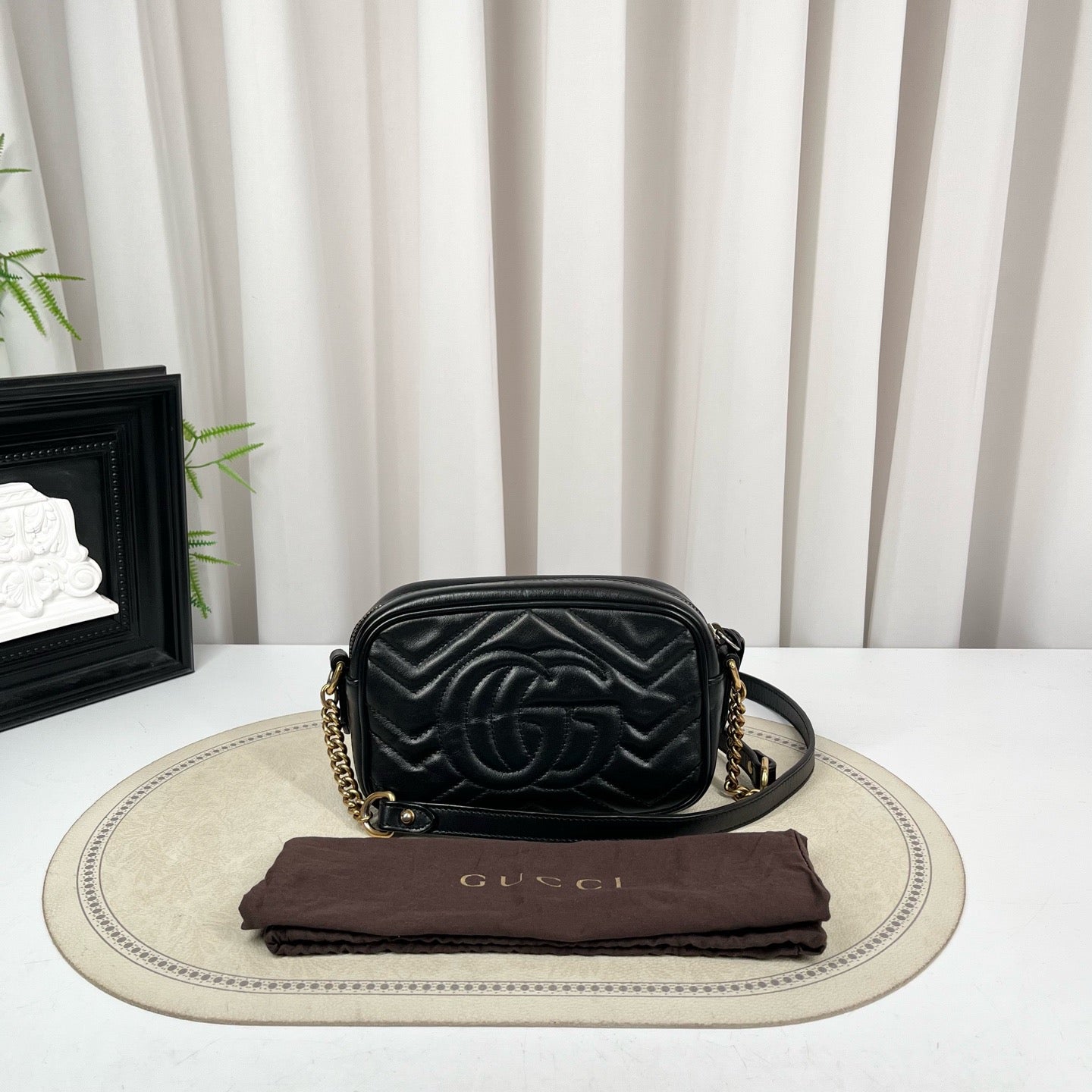 Gucci Marmont Small Black Quilted Leather Camera Bag