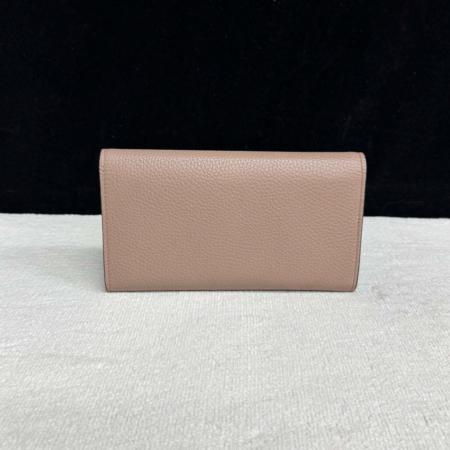 Gucci "Blind for Love" Bee Pink Leather Long Flap Wallet