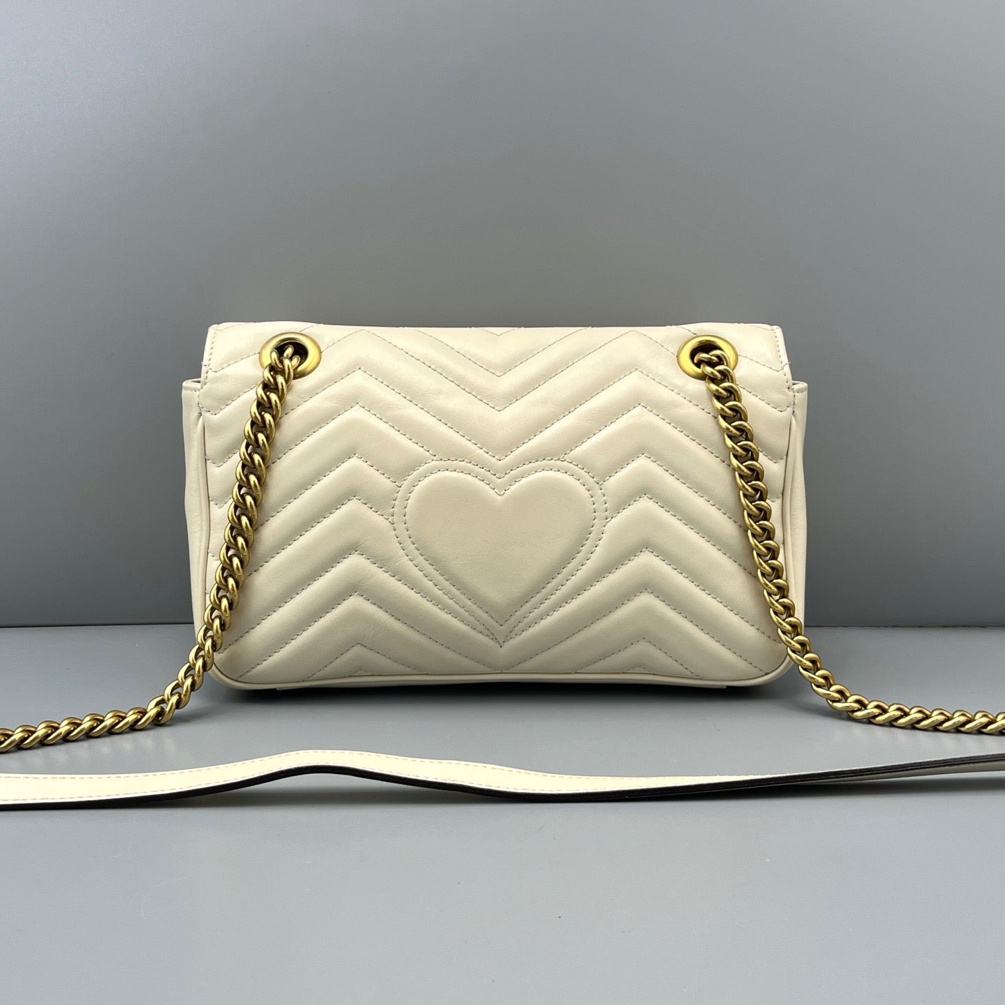 Gucci GG Marmont Medium White
