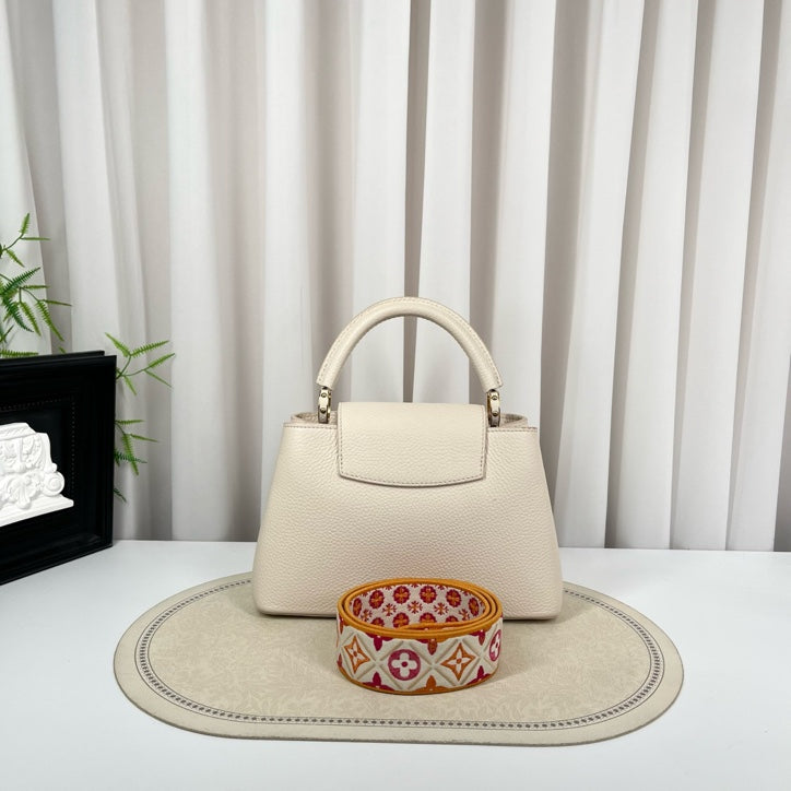 Louis Vuitton Capucines BB Bag