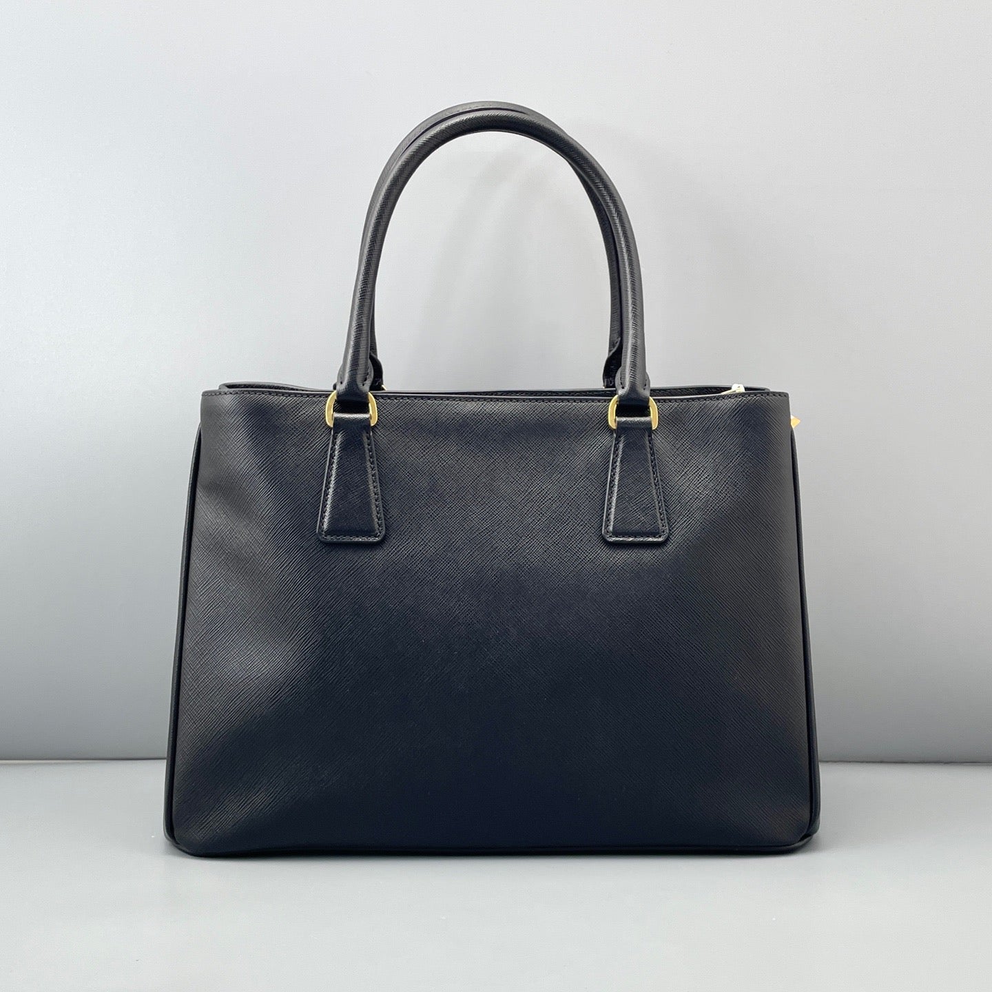 Prada Black Saffiano Galleria Medium