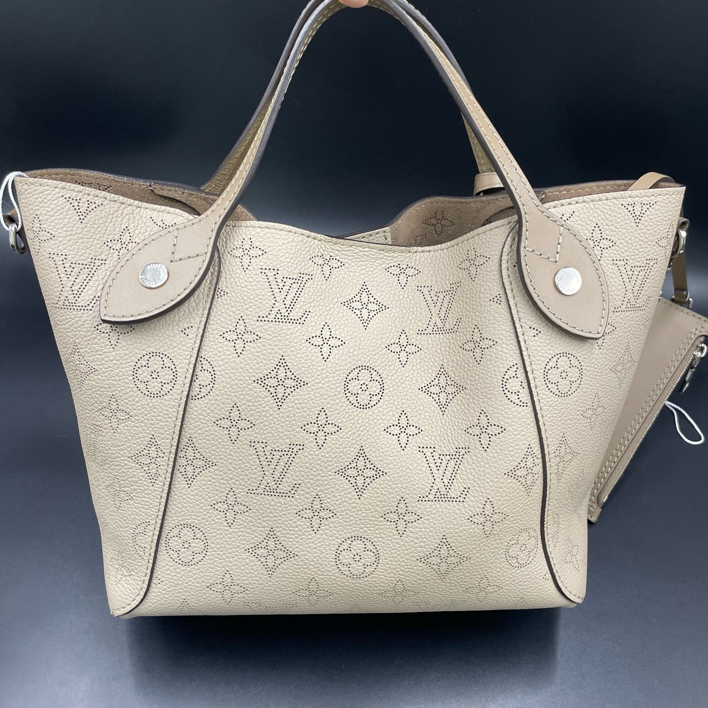 Louis Vuitton Hina Medium Beige Mahina
