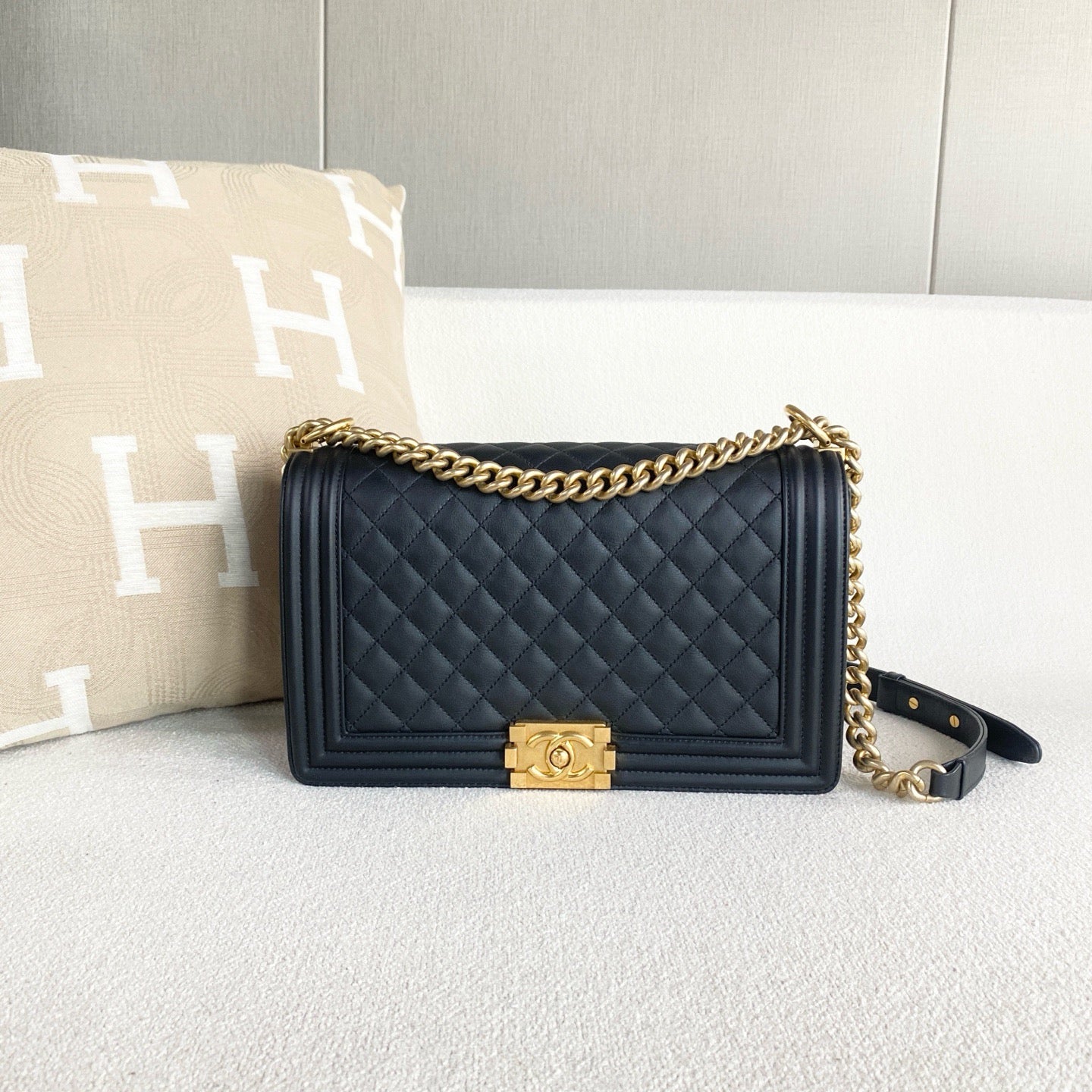 Chanel Le Boy Medium Large