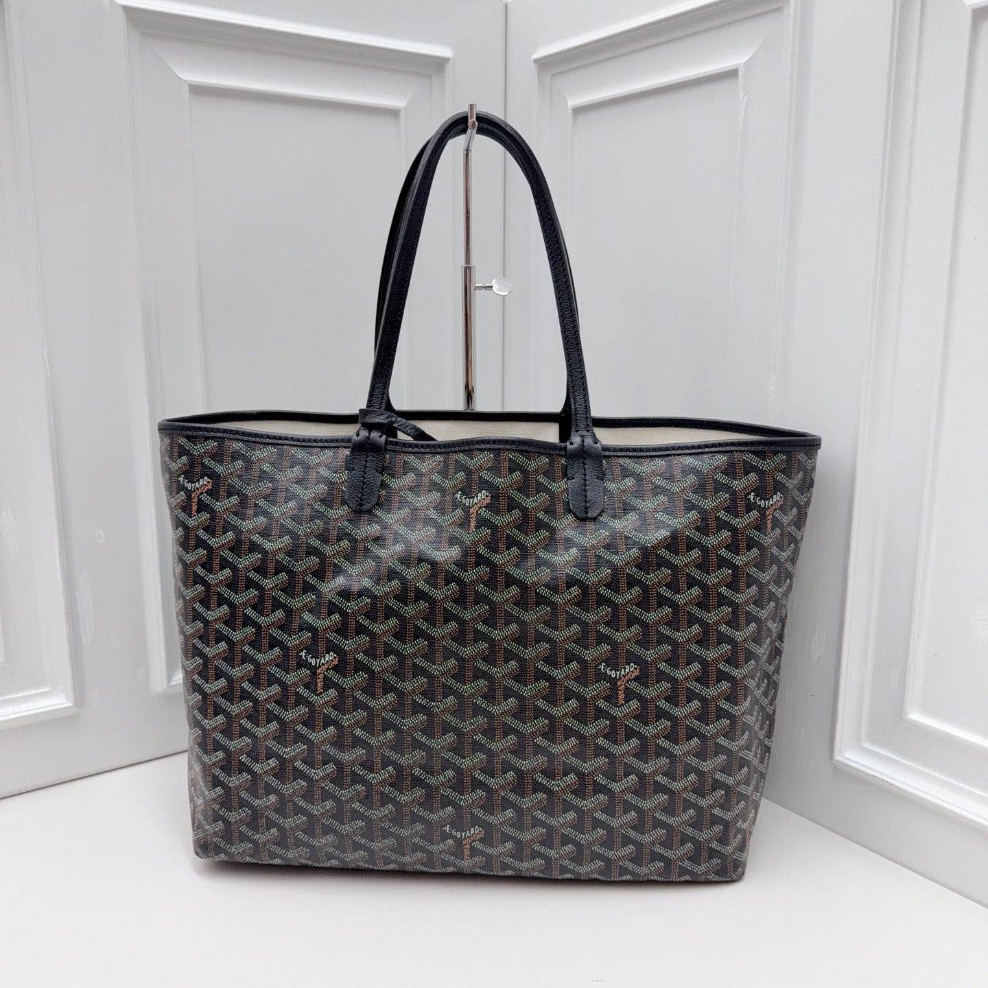 Goyard Saint Louis PM Black Chevron Canvas Shopping Tote