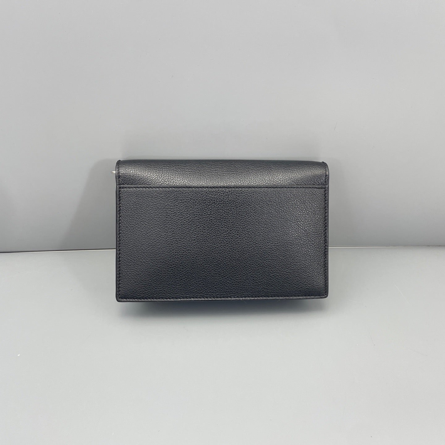 Louis Vuitton Lockme Envelope