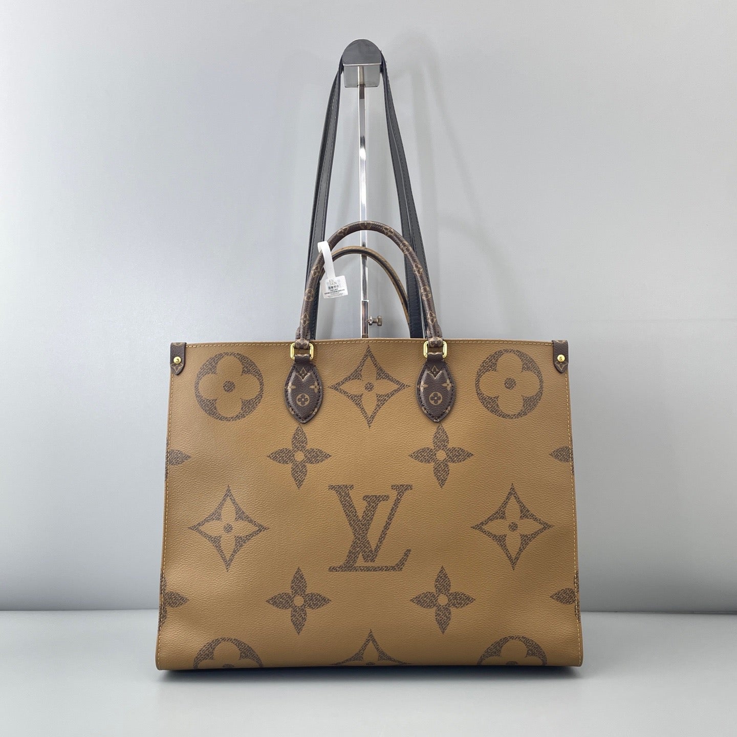 Louis Vuitton Onthego GM Giant Monogram