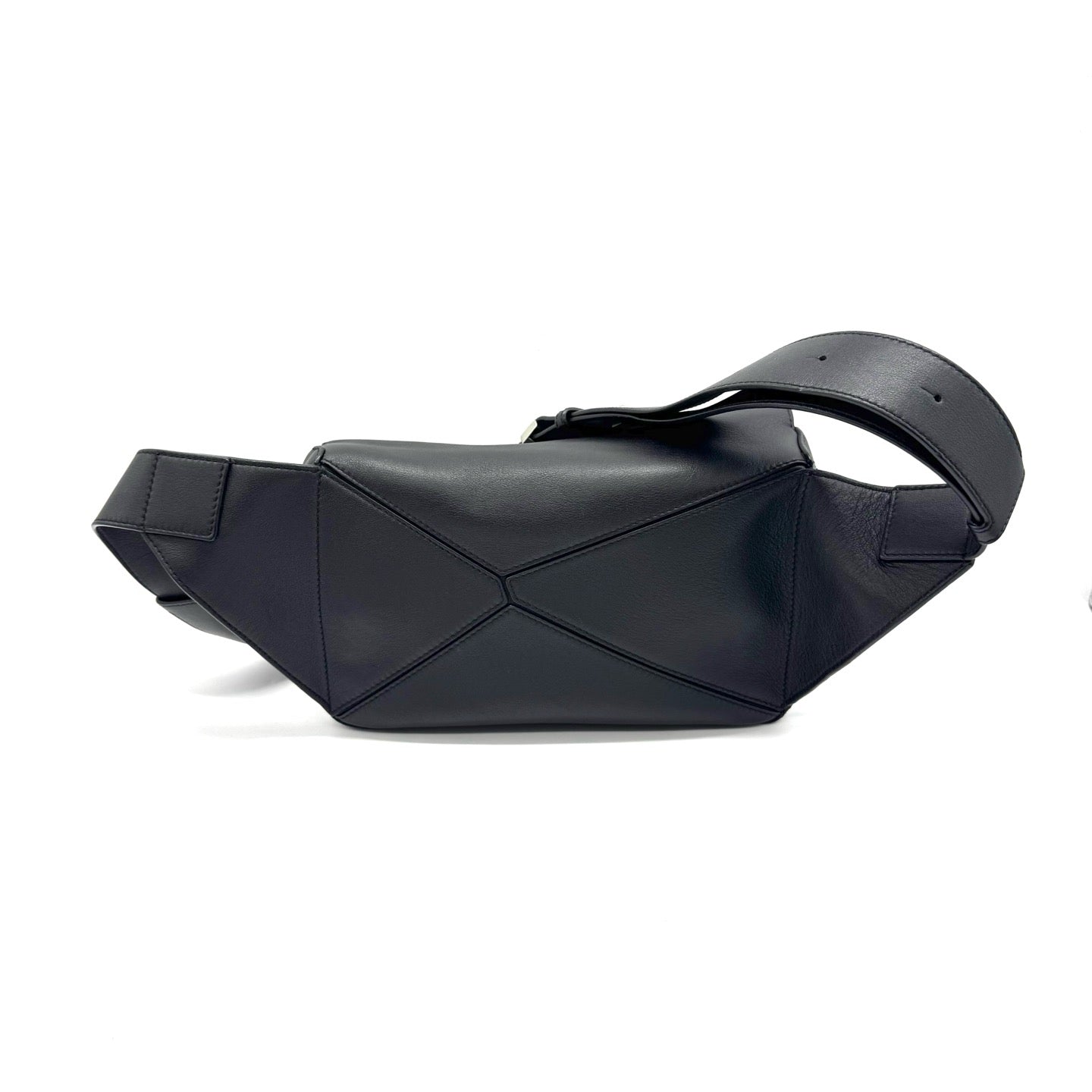 Loewe Puzzle Medium Black