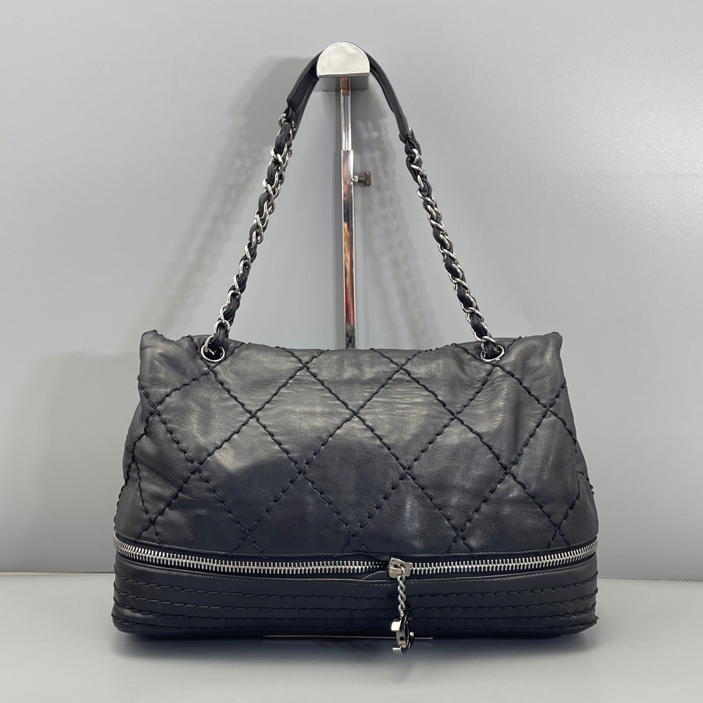 Chanel Black Quilted Calfskin Chain