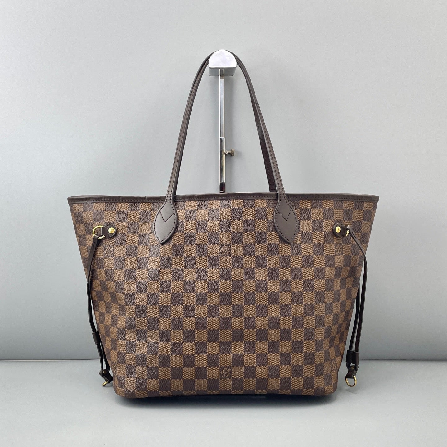 Louis Vuitton Damier Ebene Neverfull MM