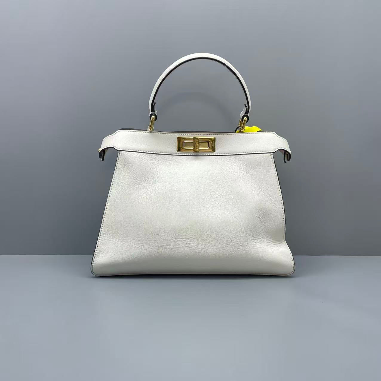 Fendi Large Peekaboo White