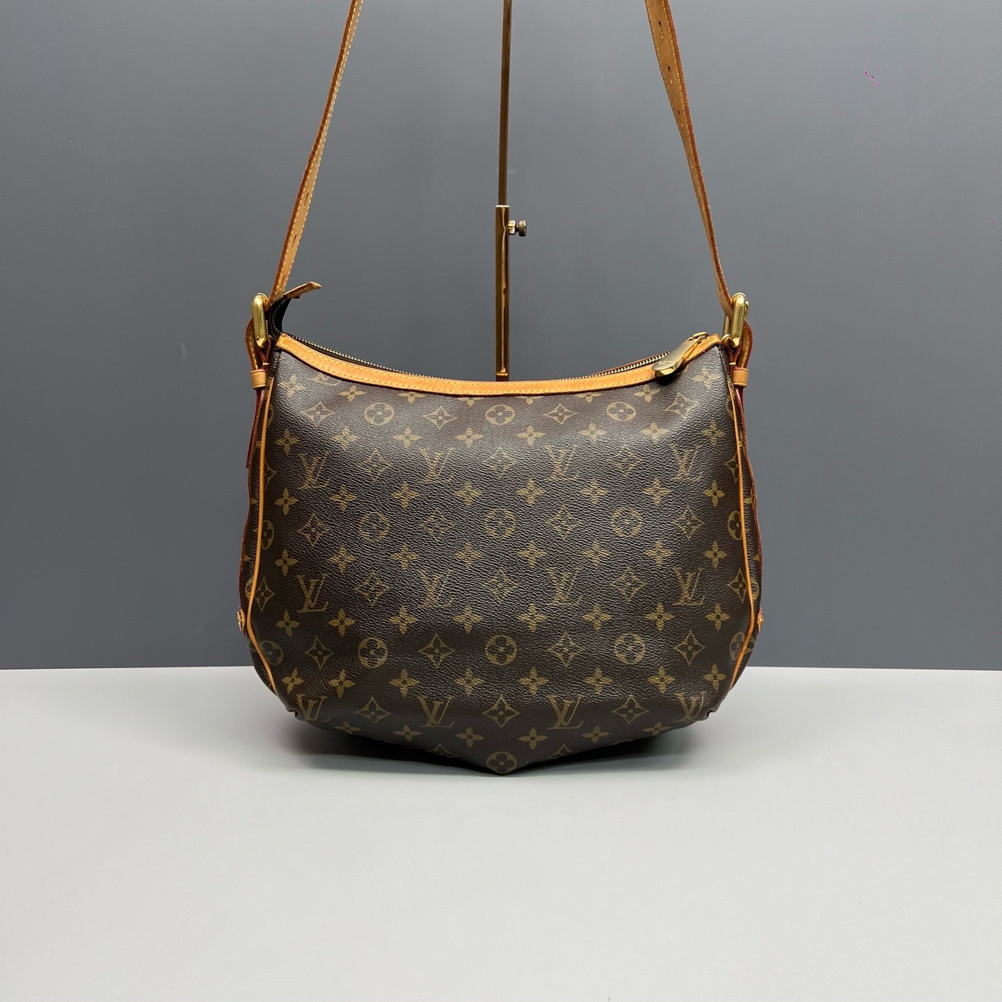 Louis Vuitton Monogram Canvas Croissant GM Shoulder Bag