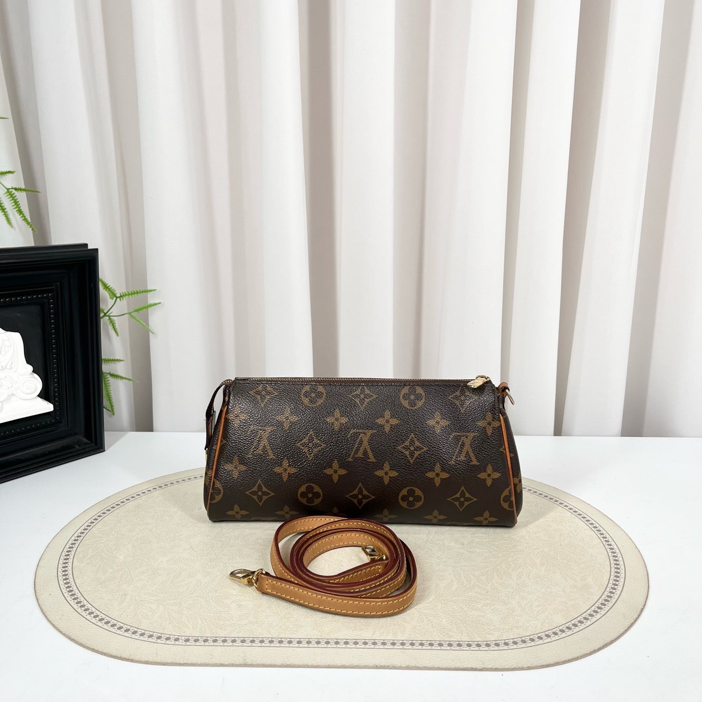 Louis Vuitton LV Eva Small Brown Monogram Canvas