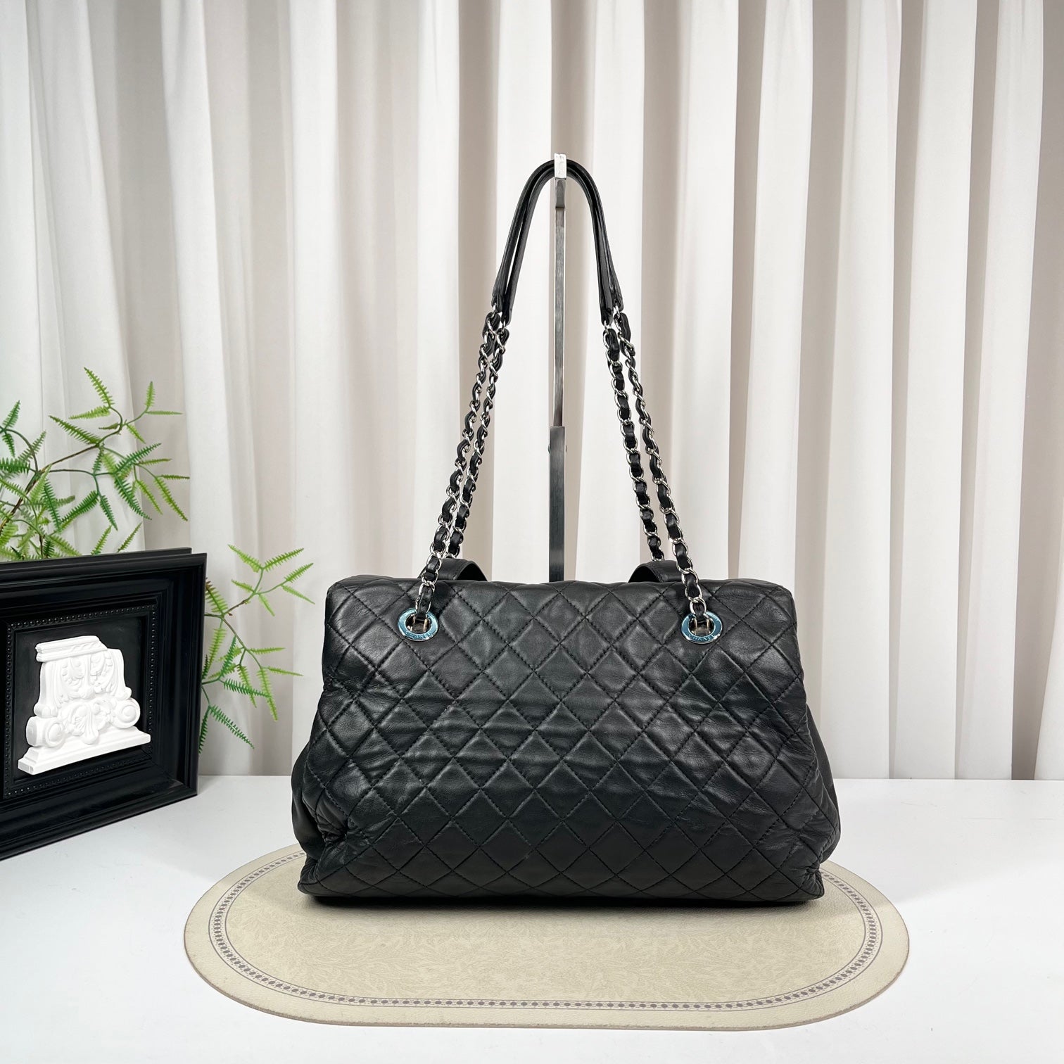 Chanel Quilted Tote Chain Bag Large