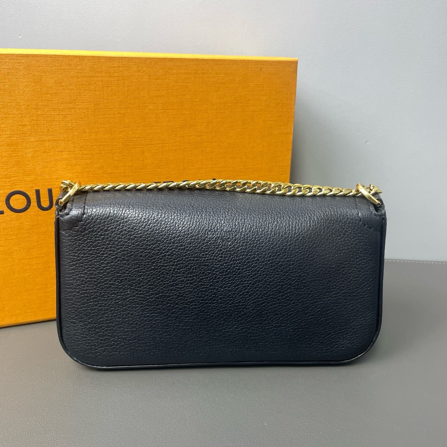 Louis Vuitton Black Lockme Tender