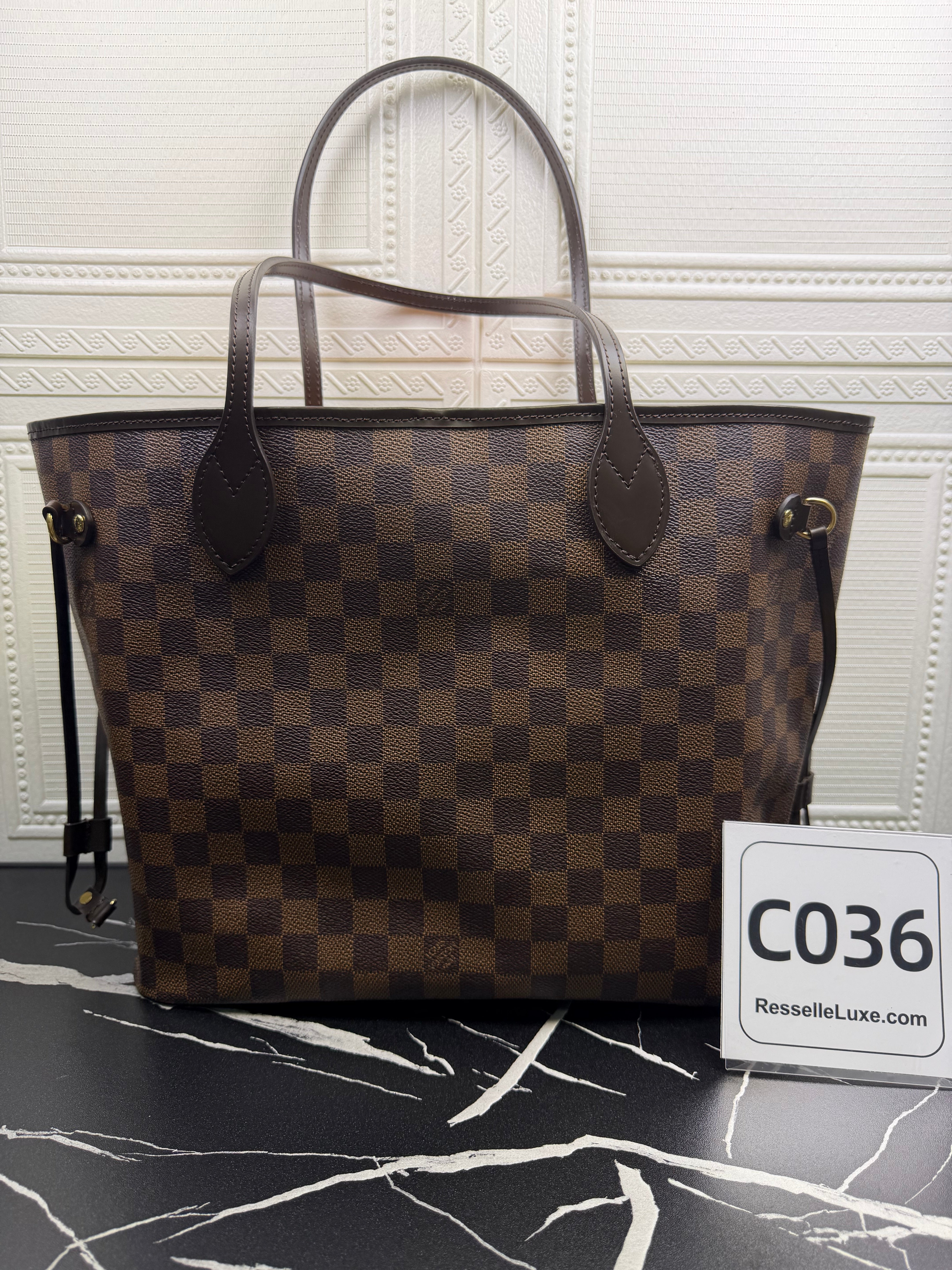 Louis Vuitton Neverfull MM Tote Bag