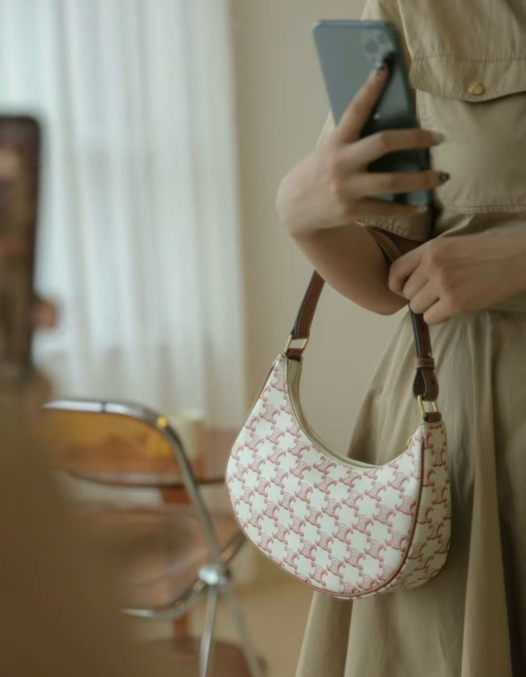 Celine Ava Hobo, White