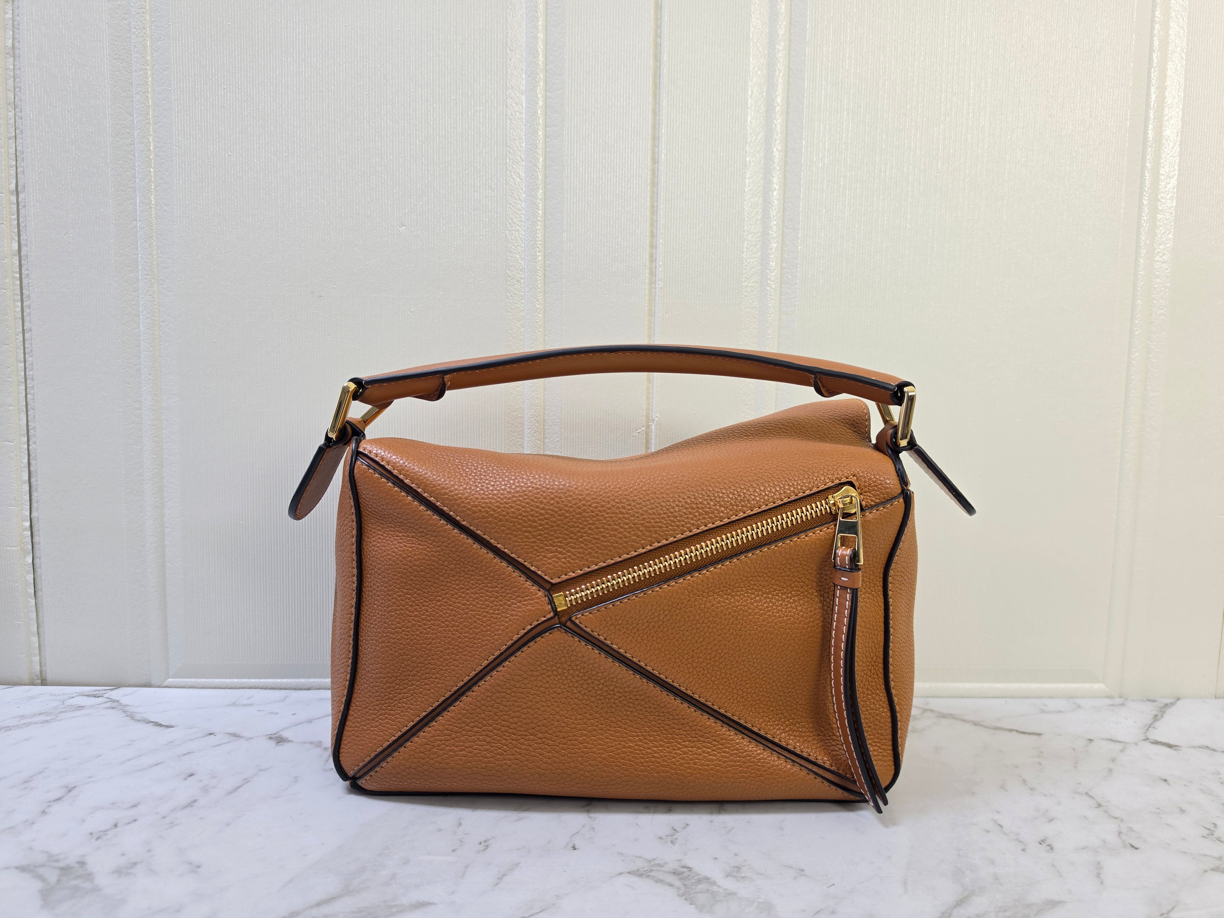 Loewe Puzzle Small Tan