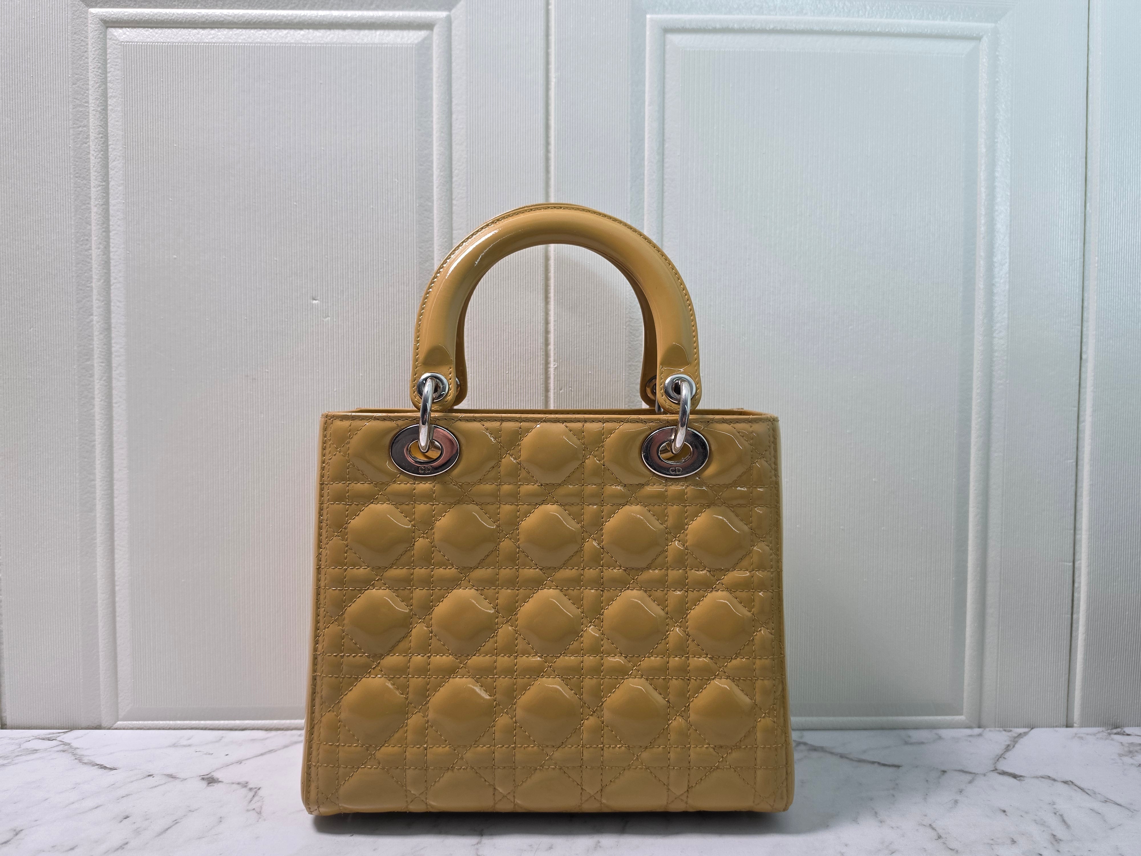 Dior Lady Dior Medium Bag