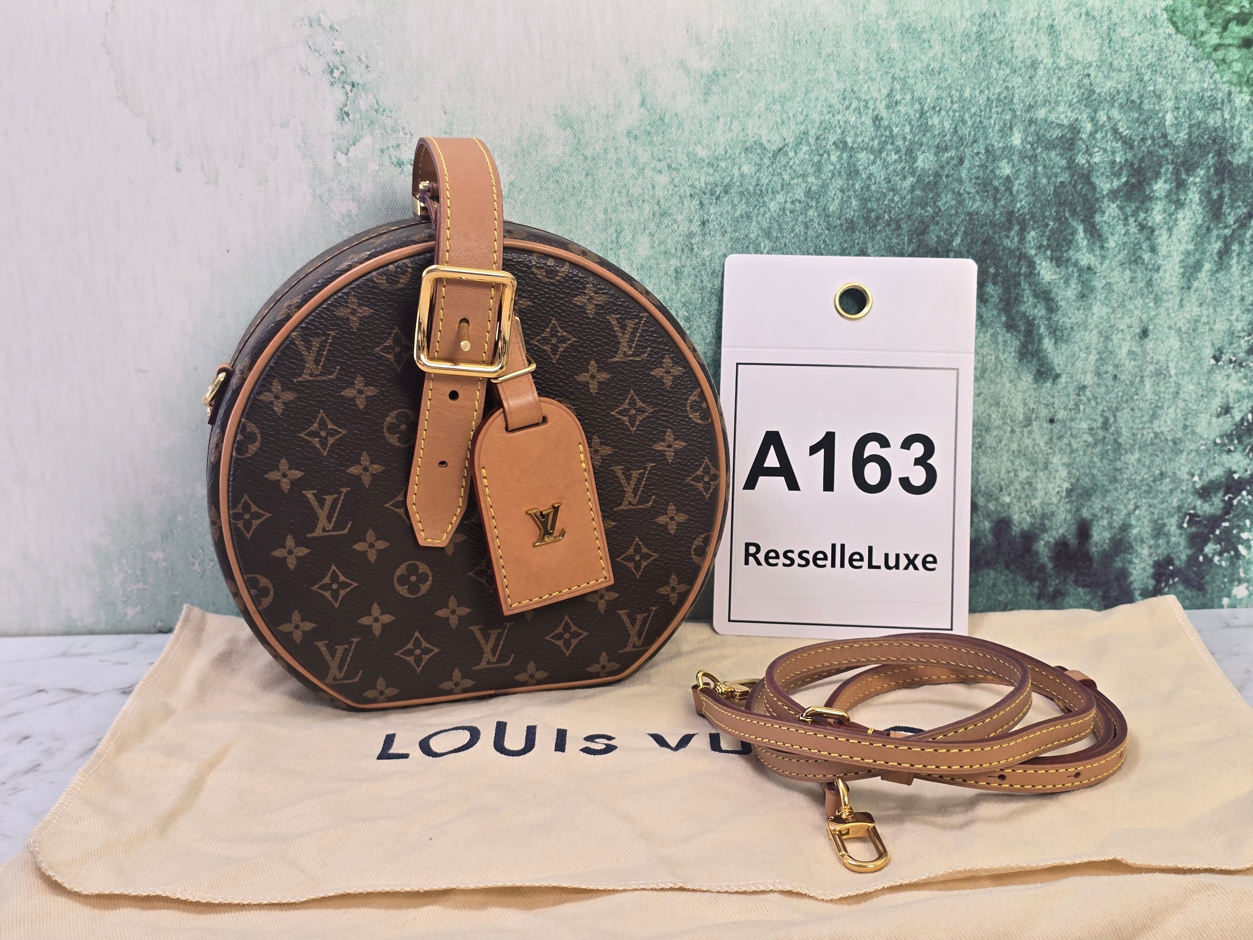 Louis Vuitton Petite Boite Chapeau PM