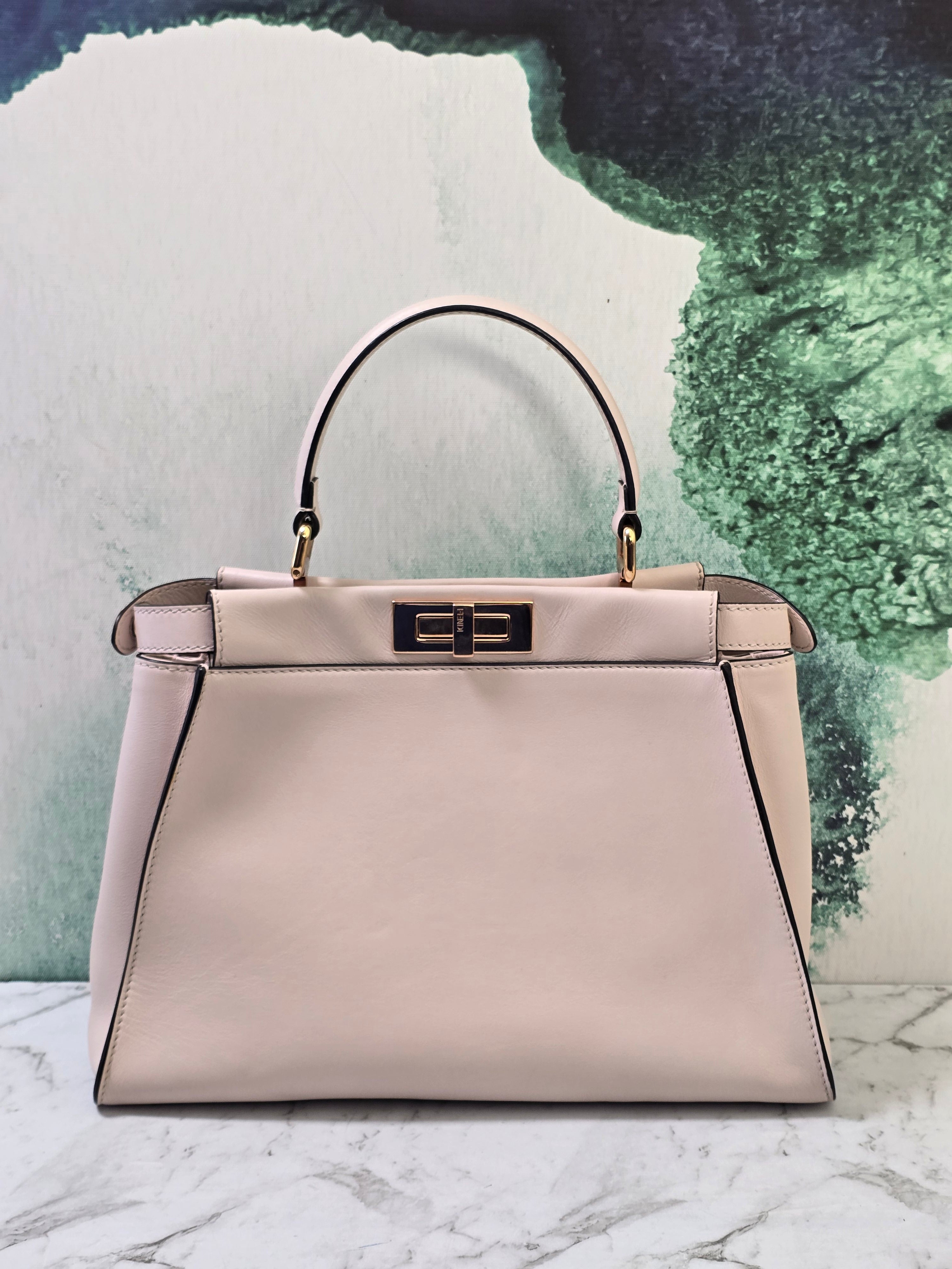 Fendi Peekaboo Medium Pink