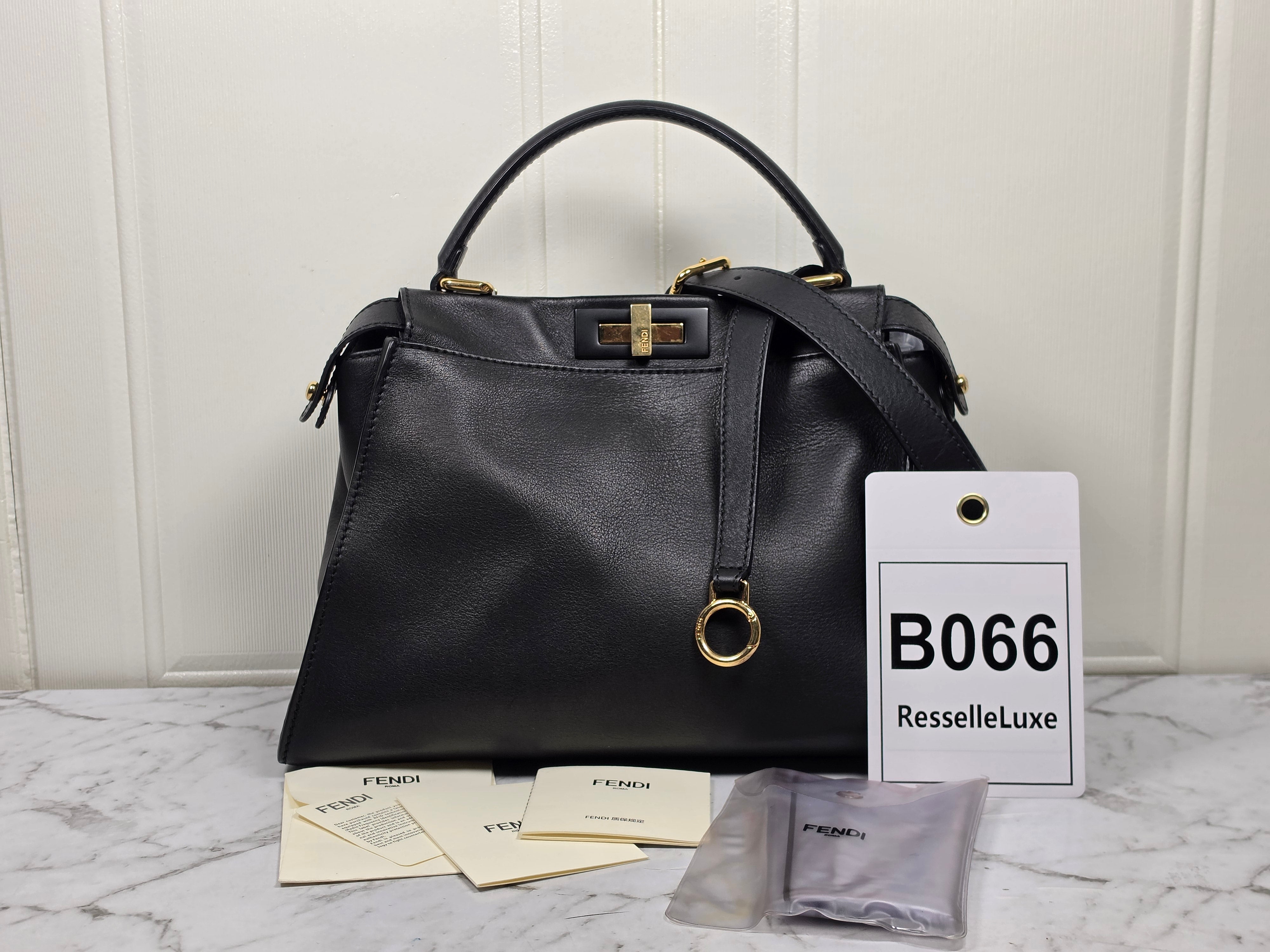Fendi Peekaboo Medium Black