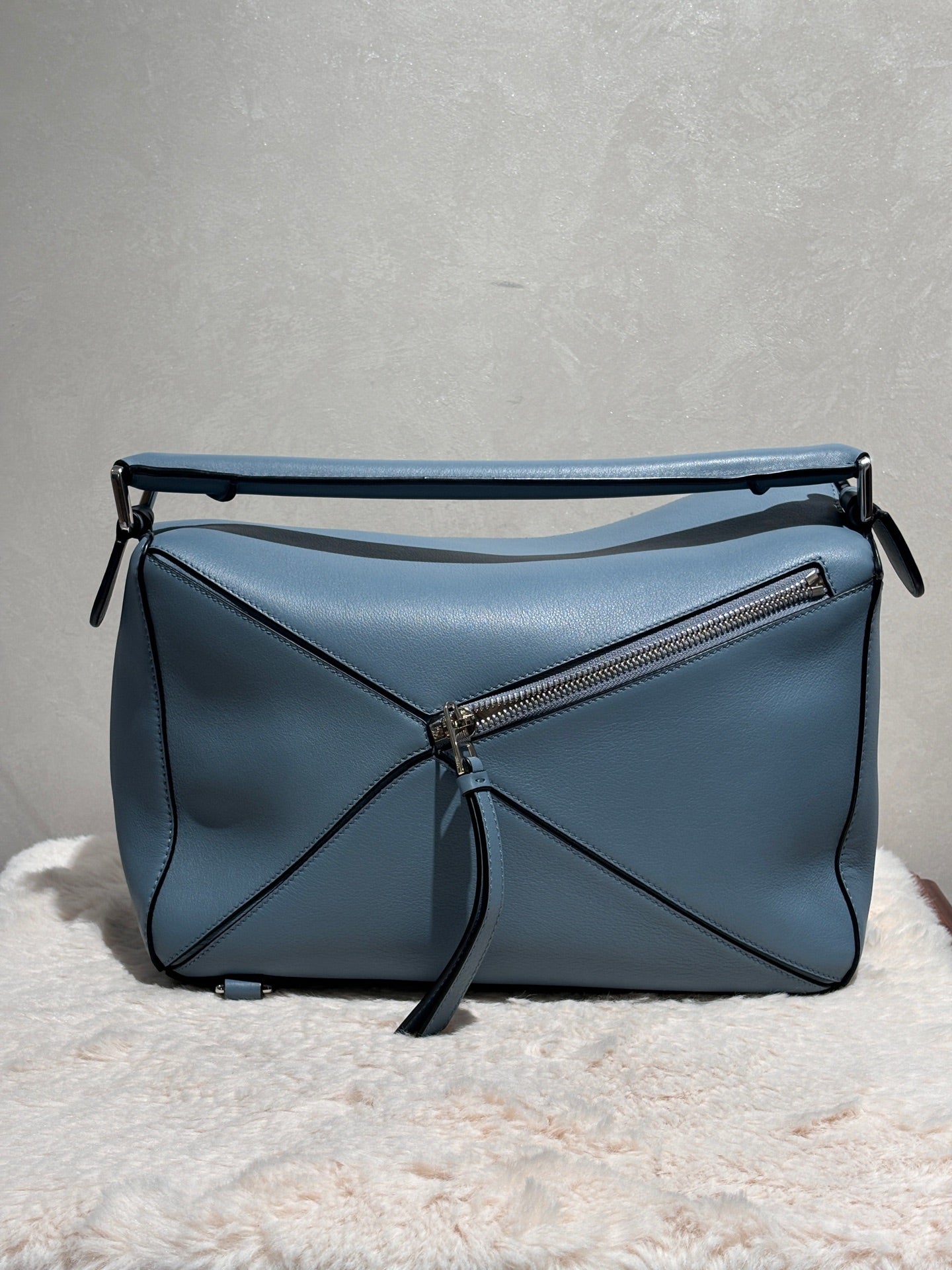 Loewe Puzzle Medium Blue