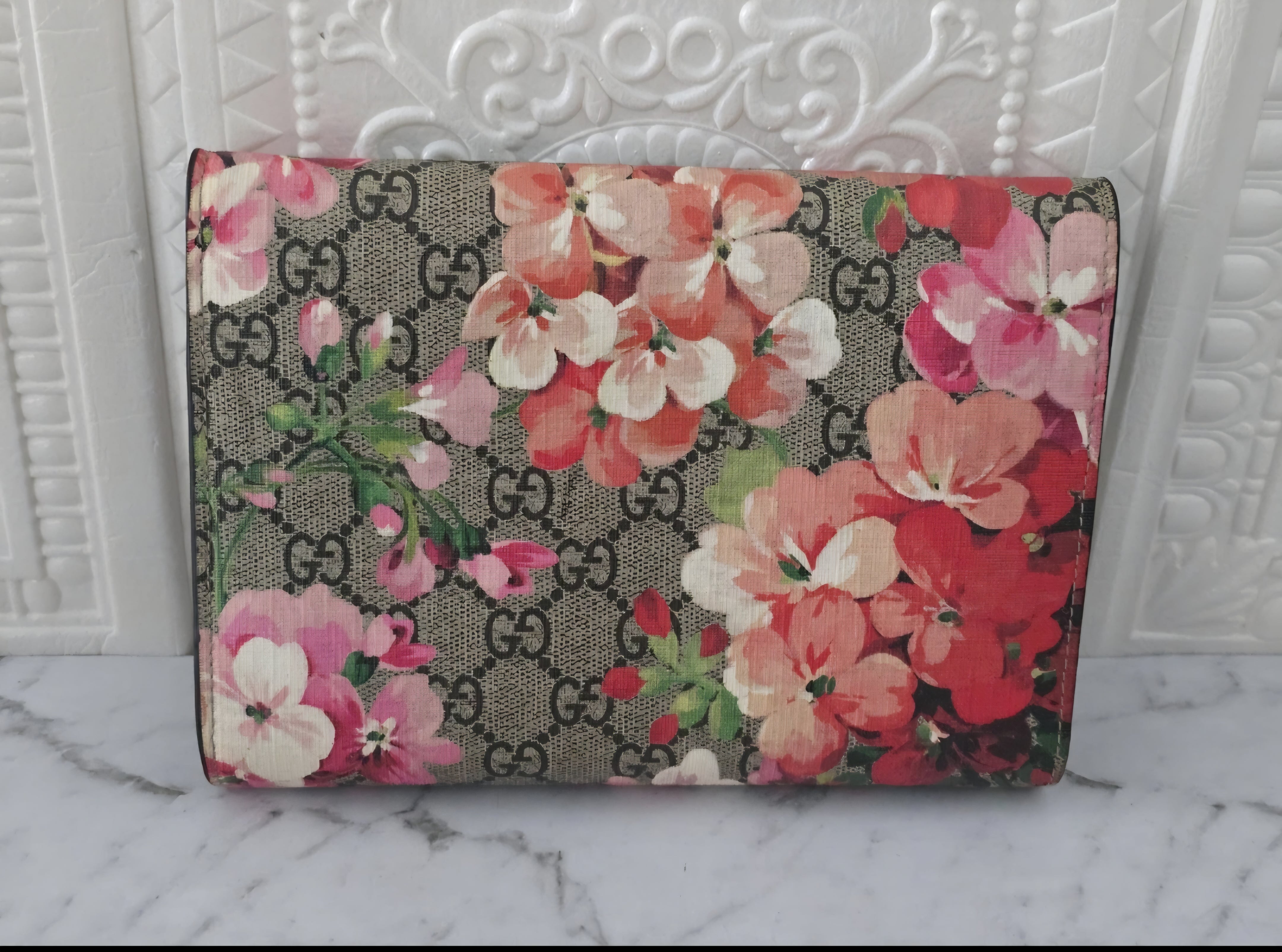 Gucci Dionysus Bloom Wallet On Chain