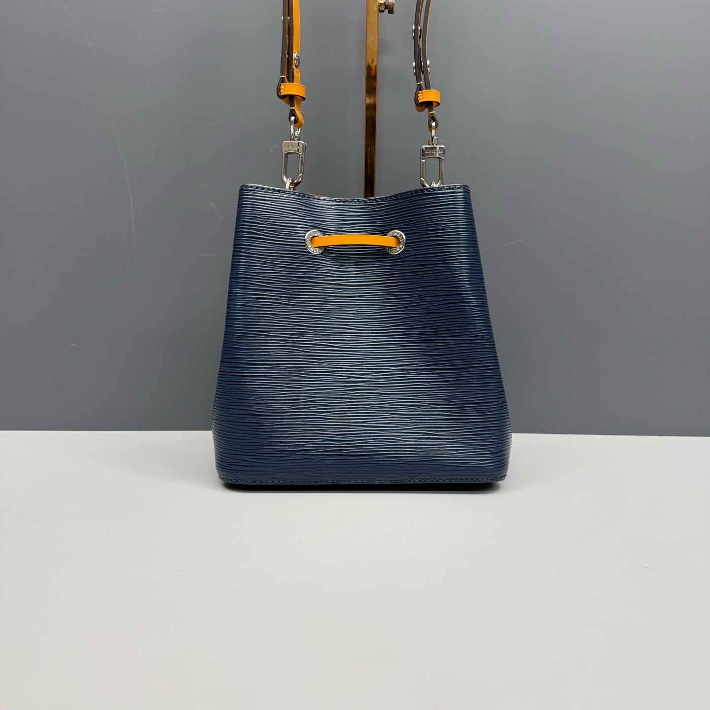 Louis Vuitton Neonoe BB Navy Epi Bucket Bag