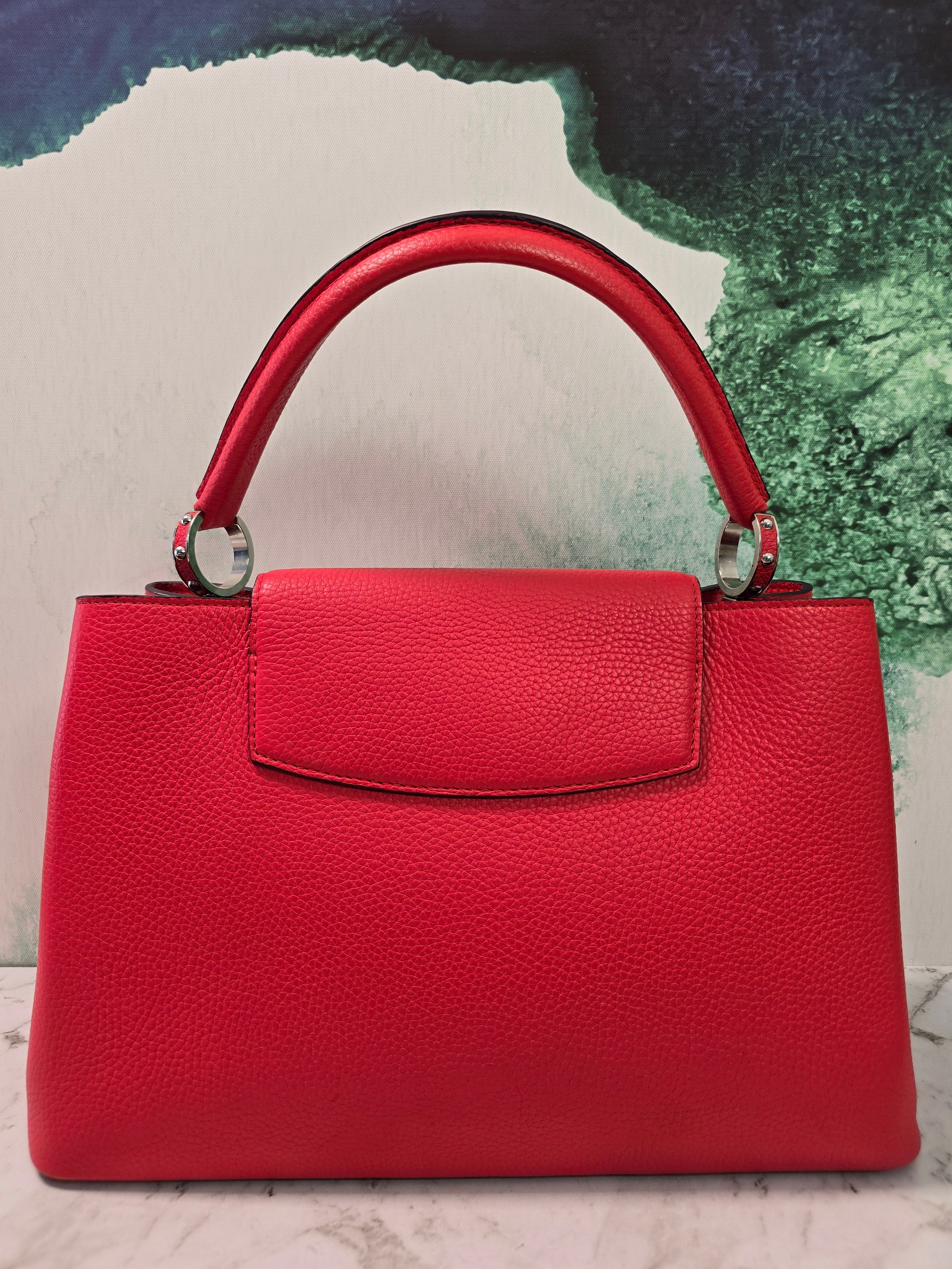 Louis Vuitton Capucines MM Red