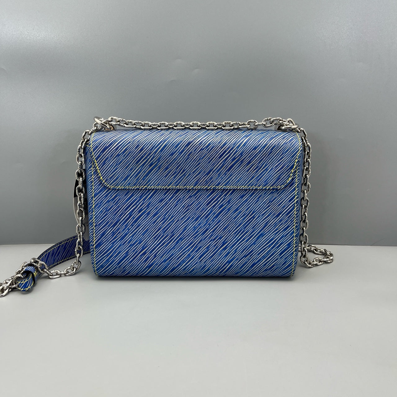 Louis Vuitton Twist MM Blue Epi Leather