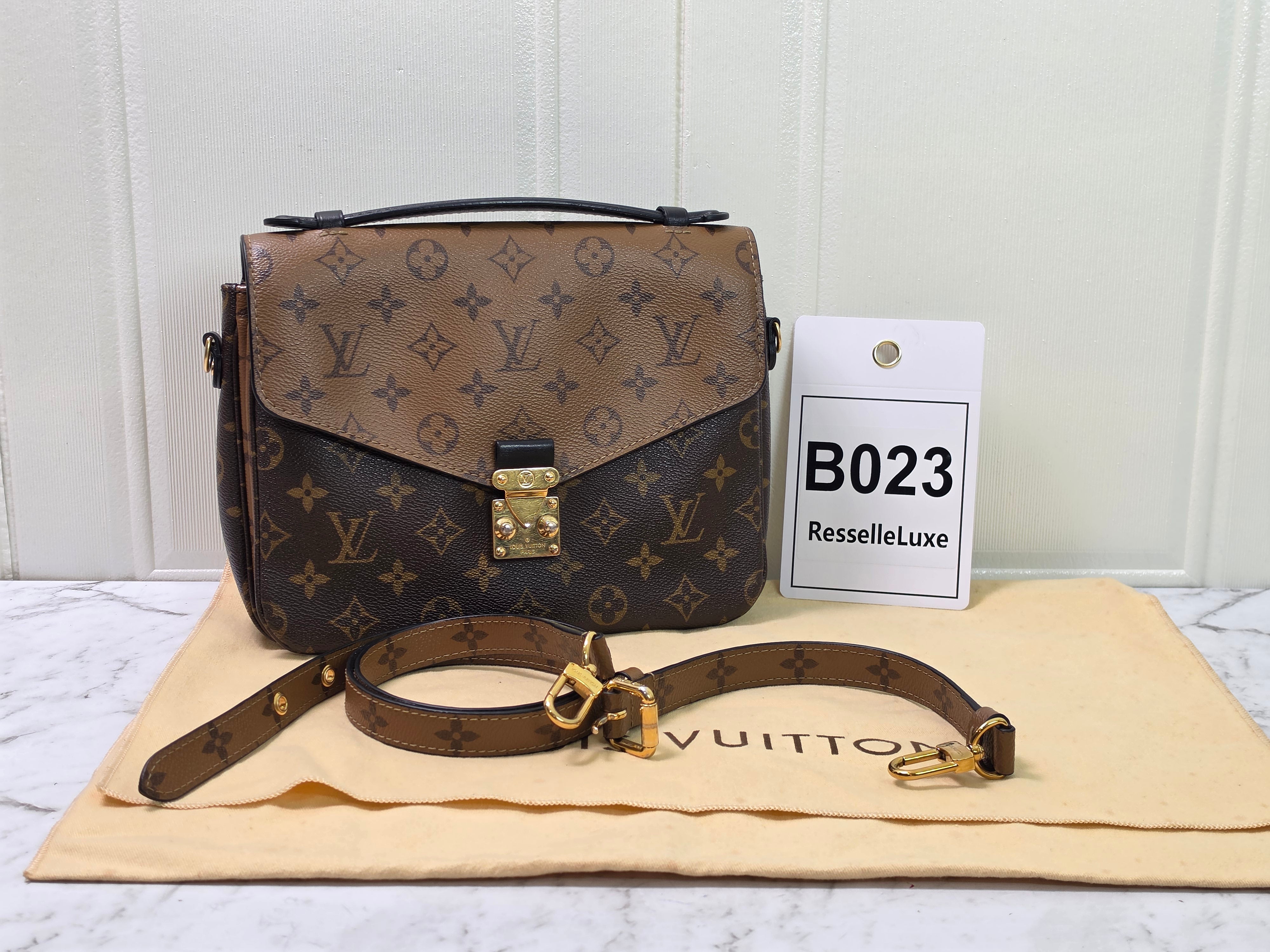 Louis Vuitton Pochette Metis Reverse Monogram