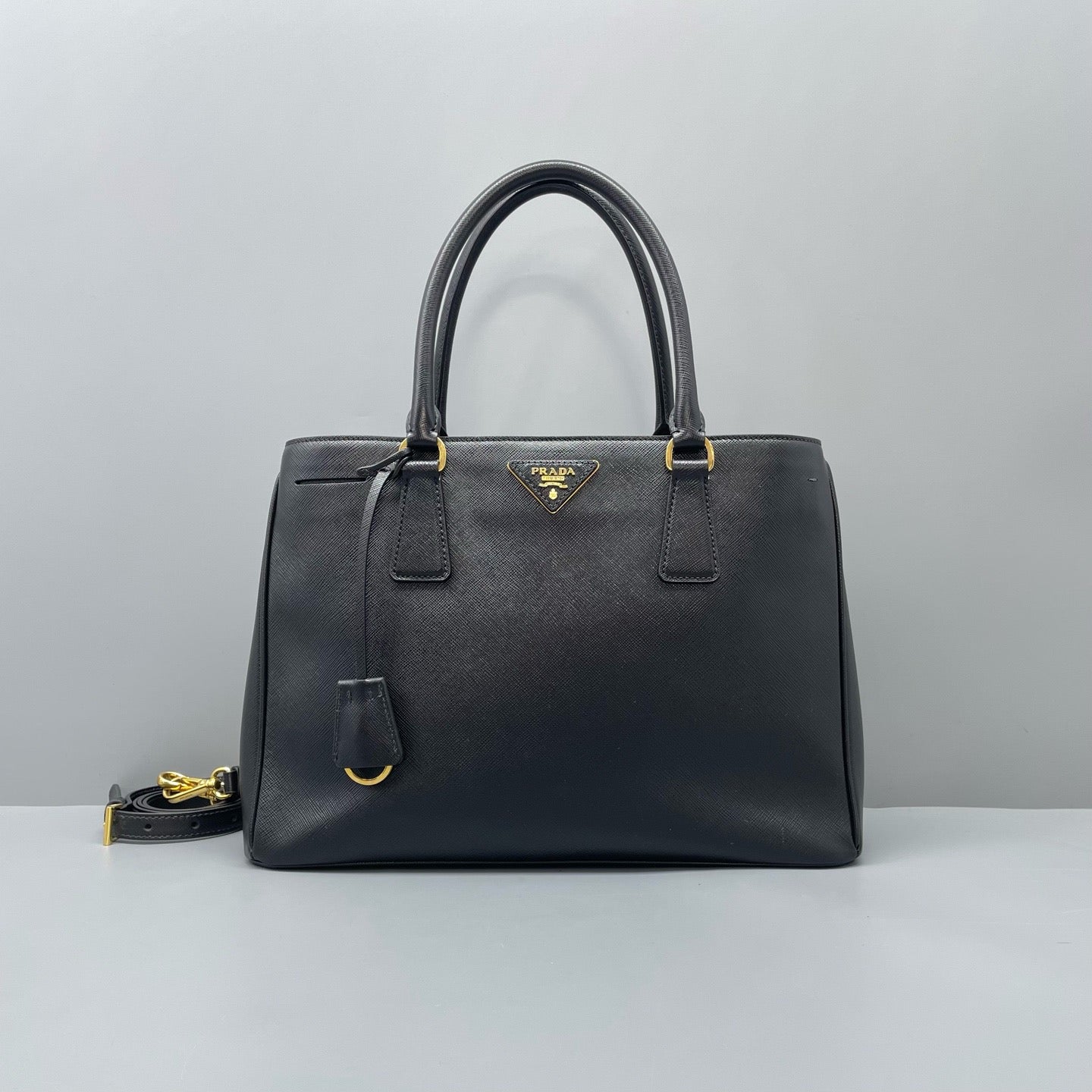 Prada Galleria Large Black
