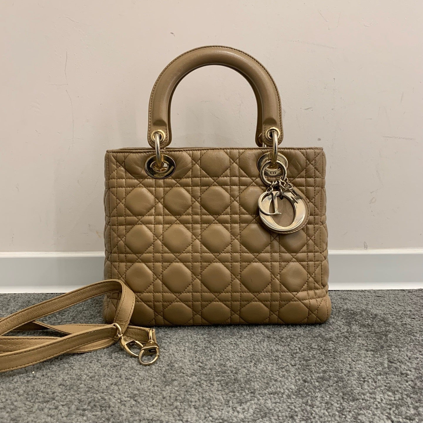 Dior Lady Dior Medium Beige