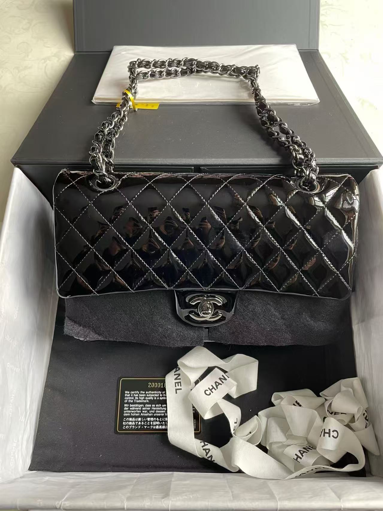 Chanel Classic Flap Medium Black