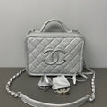 Chanel CC Filigree Medium Metallic Silver Caviar Quilted Vanity Case