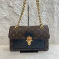Louis Vuitton Victoire Black