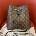 Louis Vuitton Néonoé MM Bucket Bag