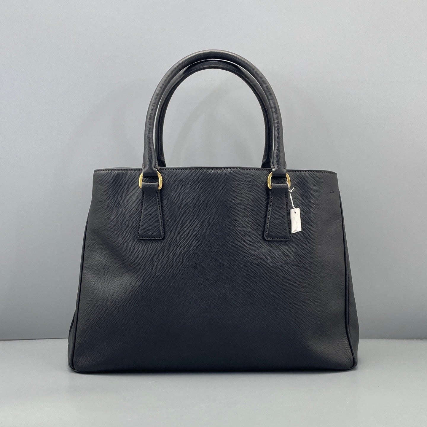 Prada Black Saffiano Galleria Medium