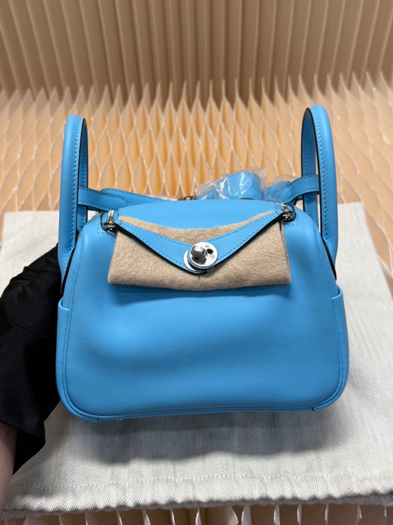 Hermès Mini Lindy 19 Bleu