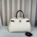 Louis Vuitton Lockme Ever Leather Handbag Large