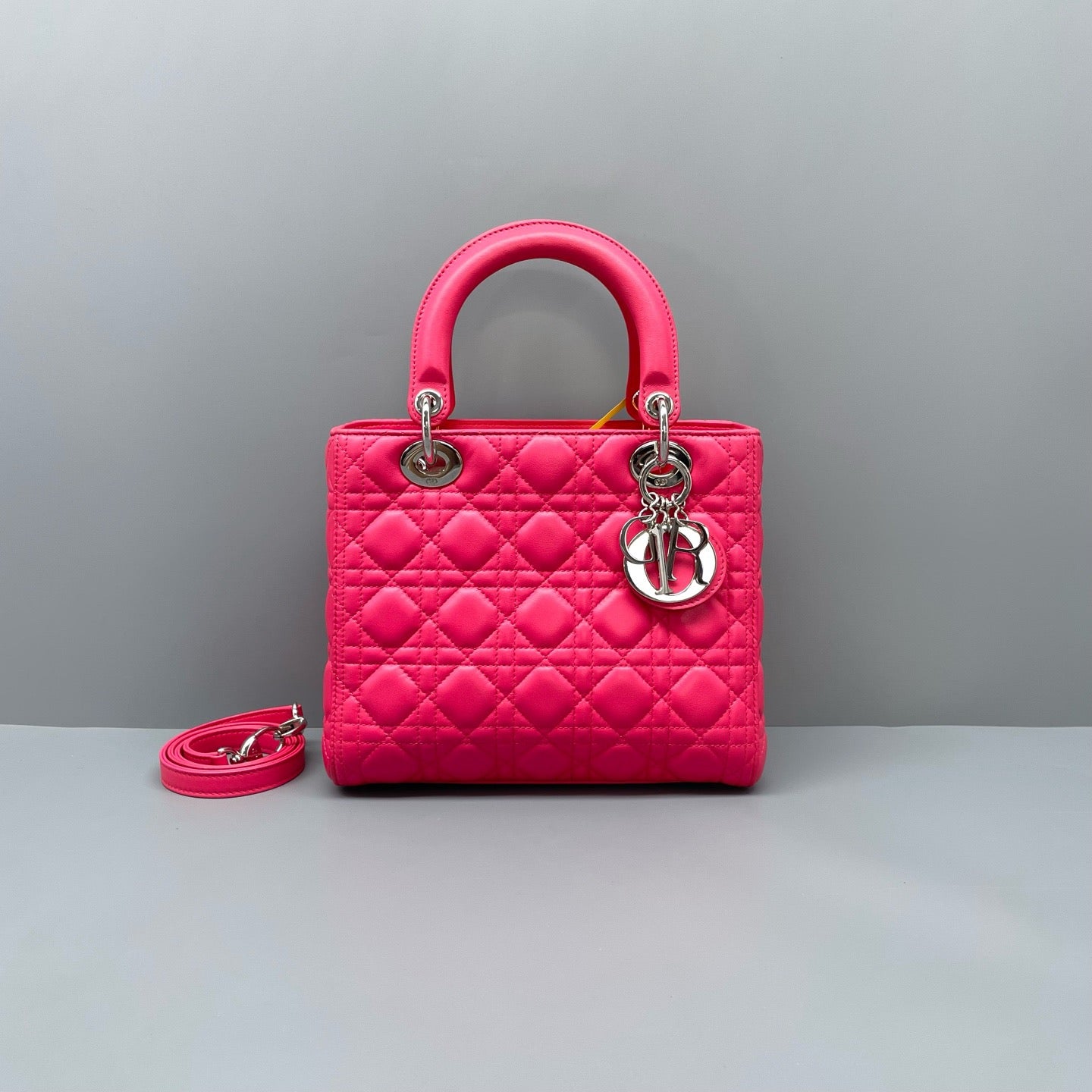 Dior Lady Dior Medium Pink