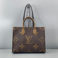 Louis Vuitton OnTheGo MM