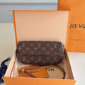 Louis Vuitton  Ivy