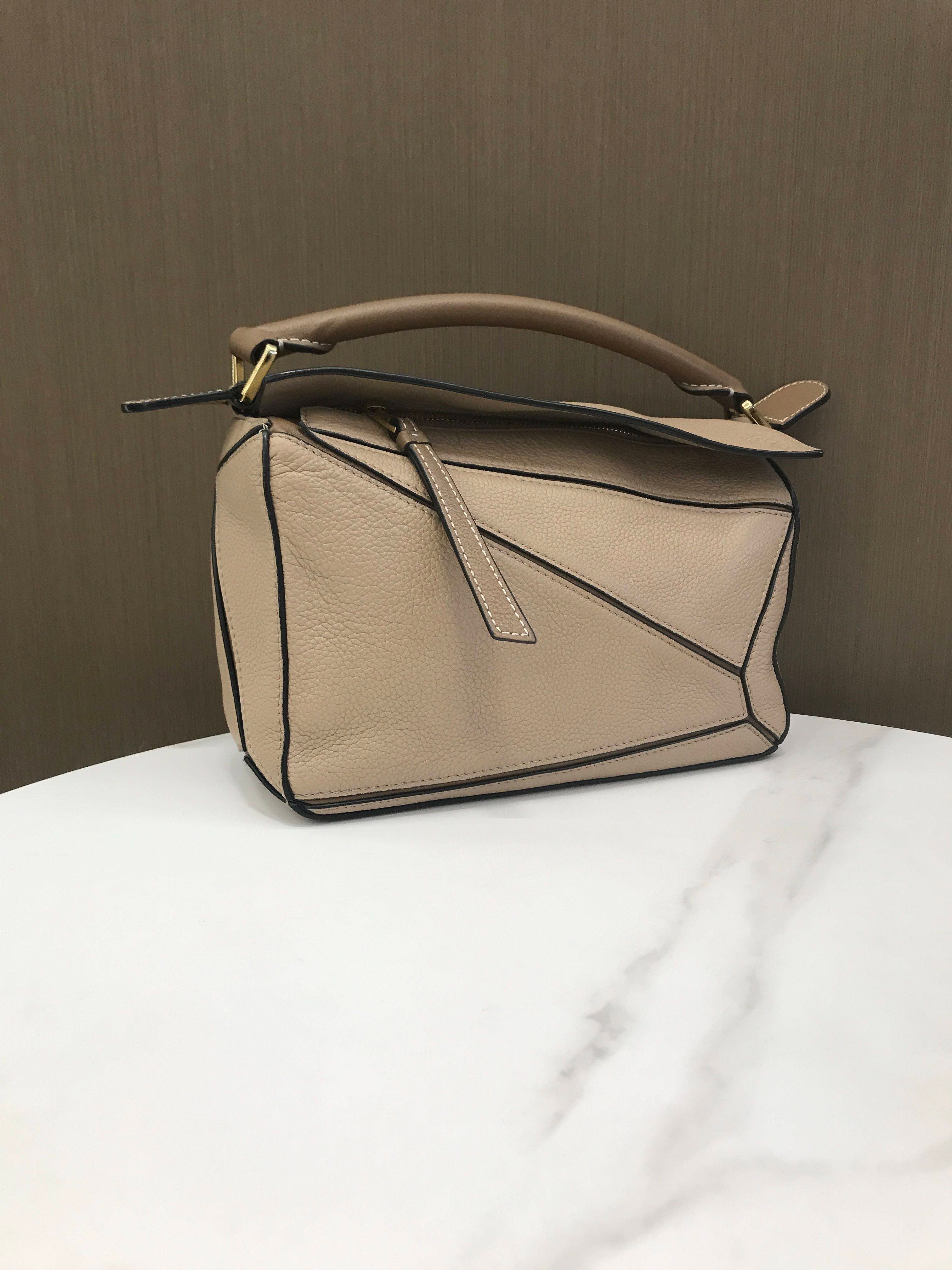 Loewe Puzzle Small Sand