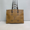 Louis Vuitton OntheGo GM