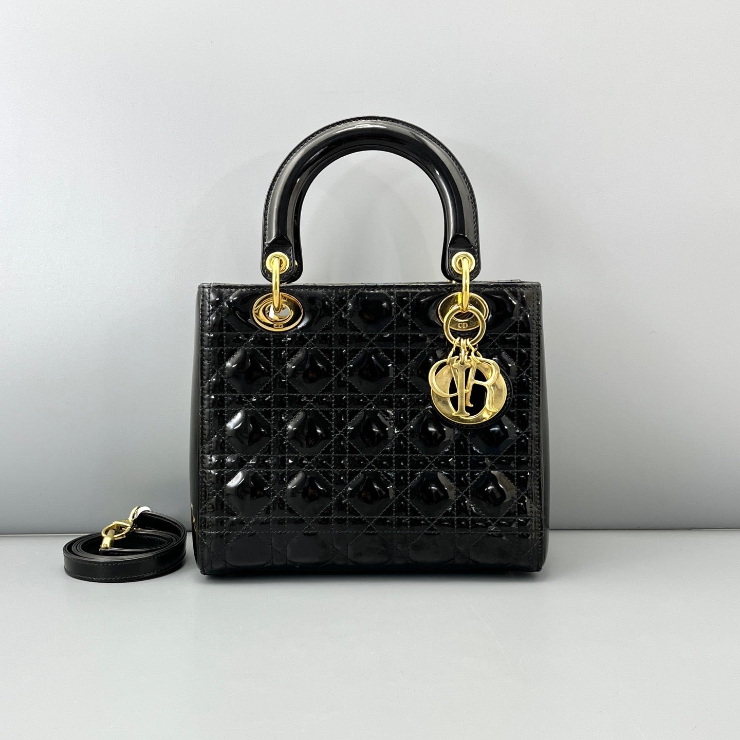 Christian Dior Lady Dior Medium Black