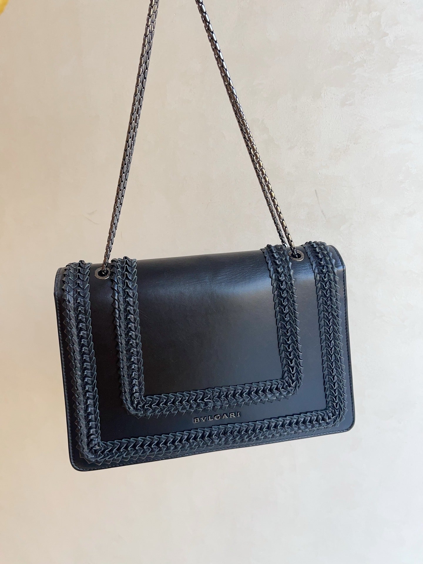 BVLGARI Serpenti  Black