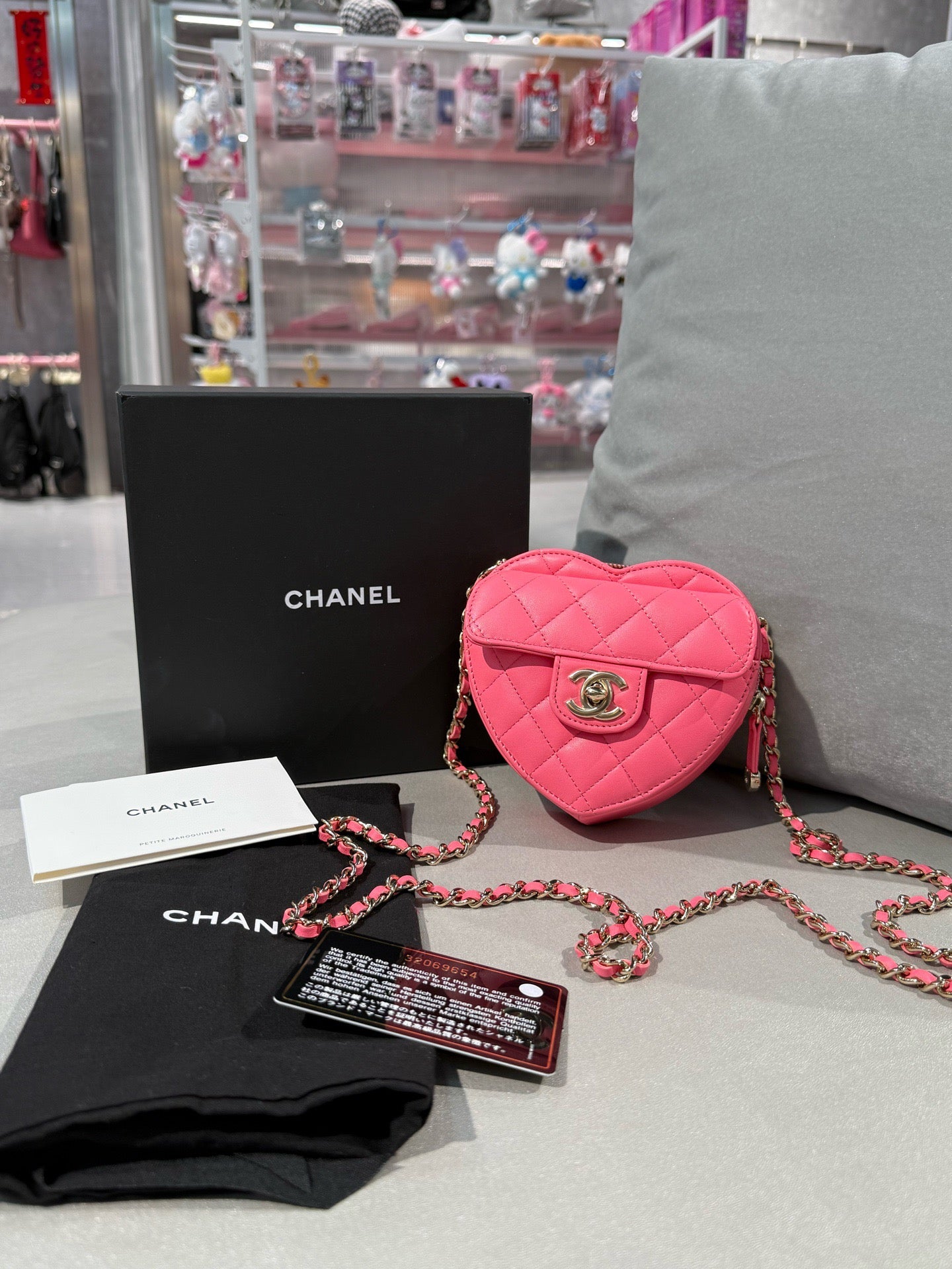Chanel Heart Bag Lambskin Pink