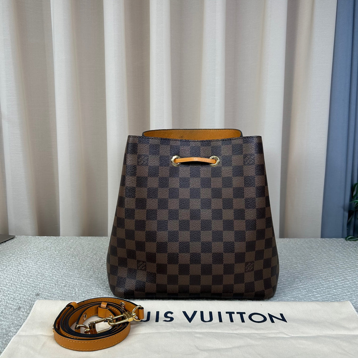 LV Damier Ebene Drawstring Bucket Bag 25cm