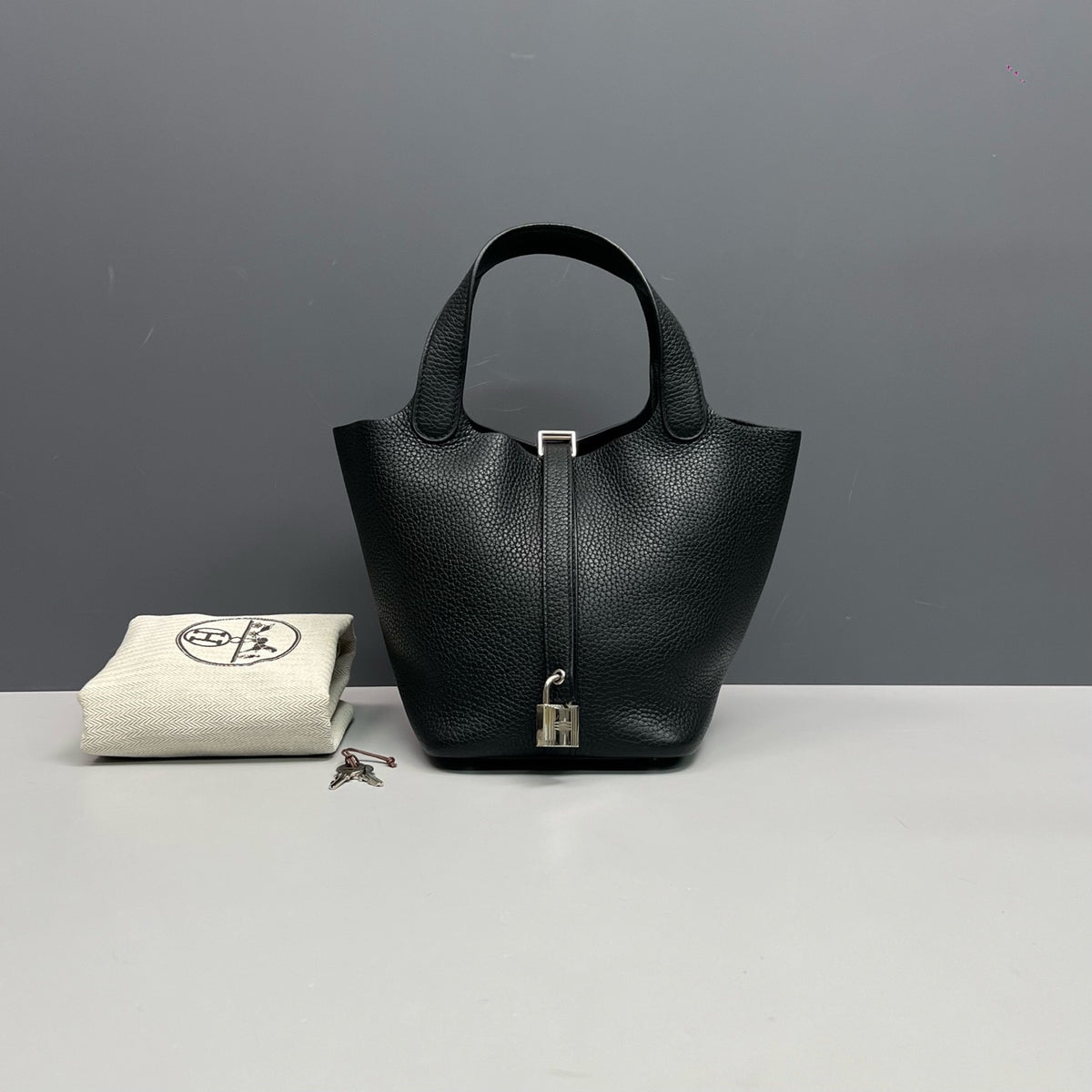 Hermès Picotin 18, Black
